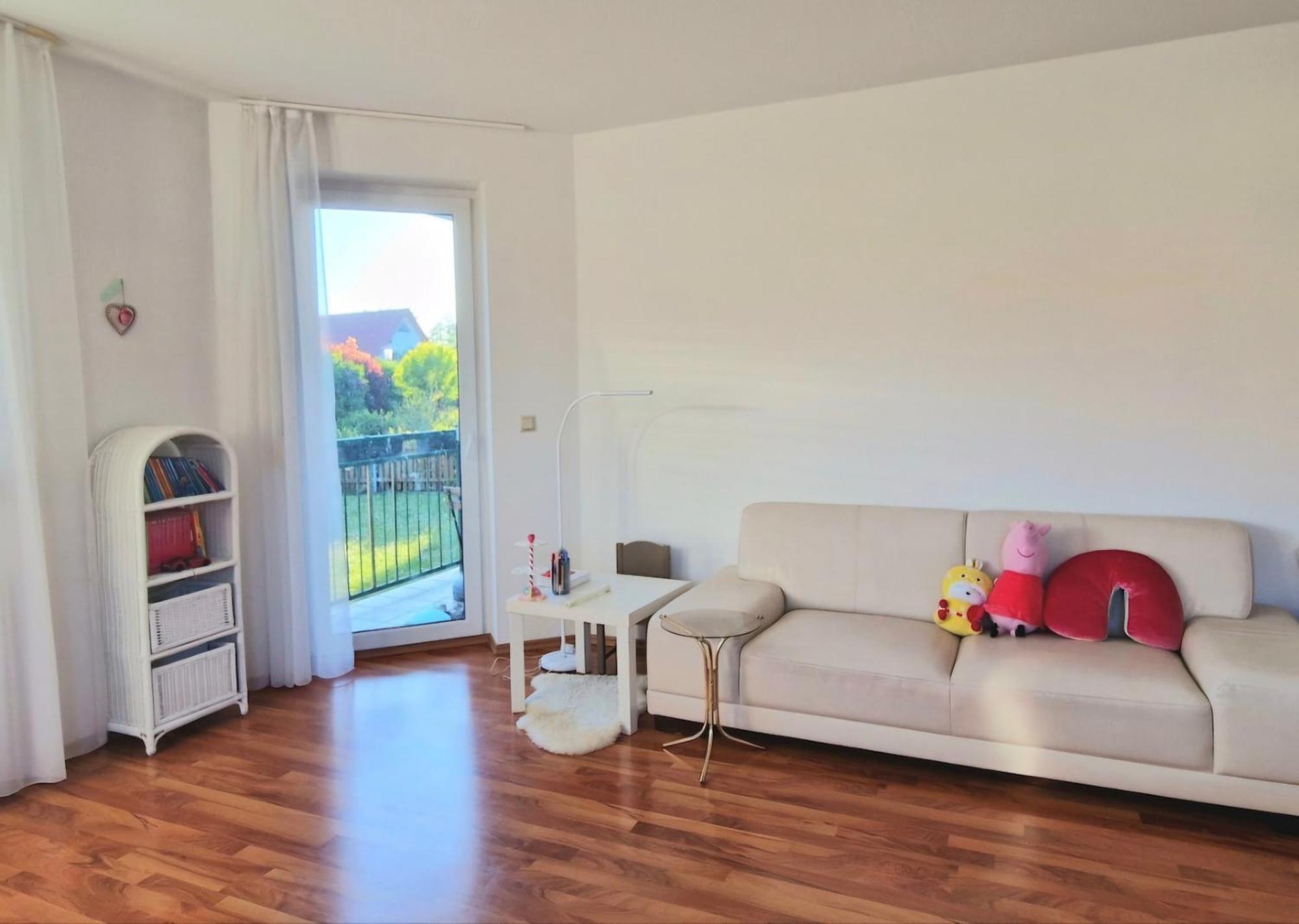Woman-only Guest house *
